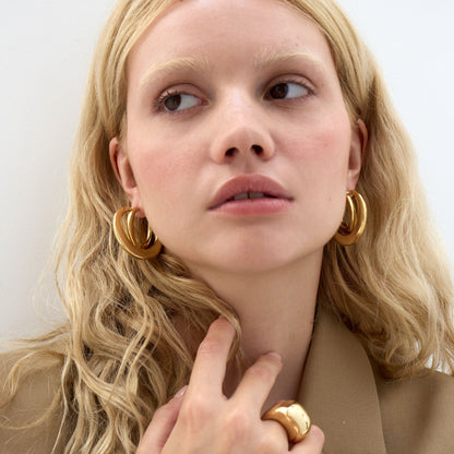 double sculpted hoop earrings