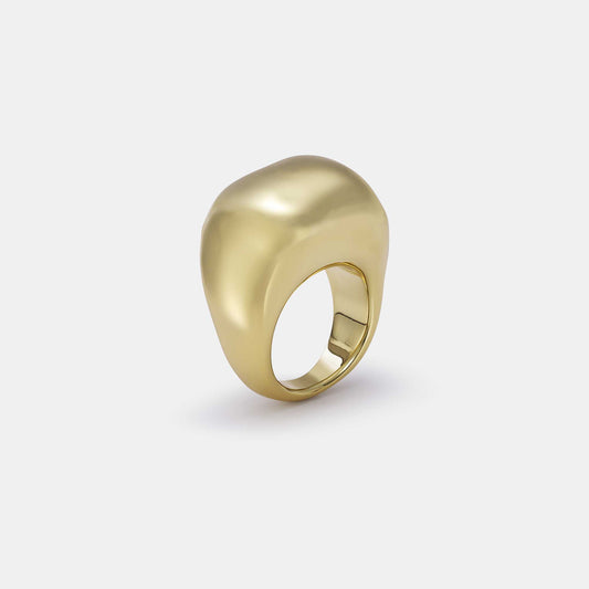 sculpted gold ring